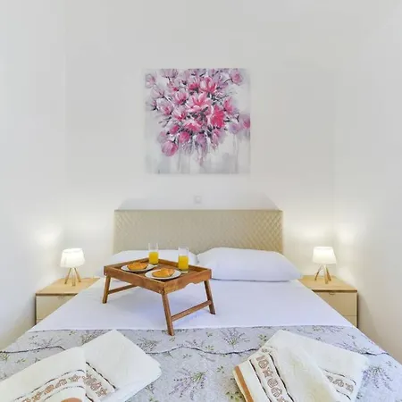 Luxurious Two Bedroom With Jacuzzy- Casa2 Villa